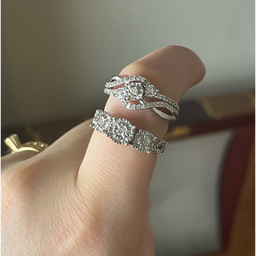 Elegant Silver Women's Ring Set